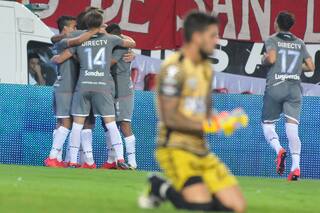 Superliga: Estudiantes de La Plata ganó frente a Olimpo en el Estadio único