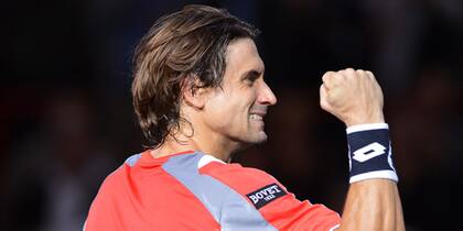 El festejo de Ferrer con puño apretado.jpg