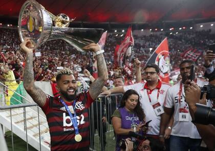 El festejo de Gabigol, el héroe de la gesta en Lima, por la Copa Libertadores, que Flamengo le ganó a River
