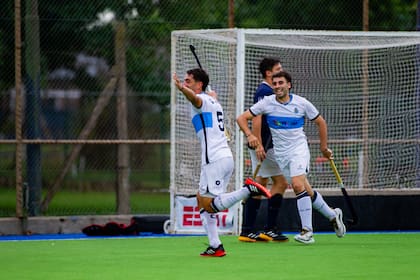 El festejo de GEBA ante Ciudad B, por el Metropolitano masculino de hockey