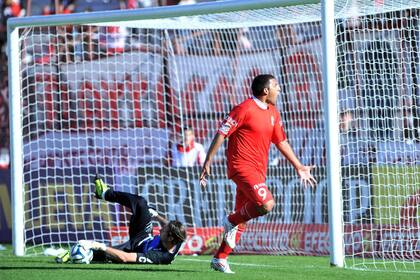 El festejo de Huracán ante el sorprendente Atlético