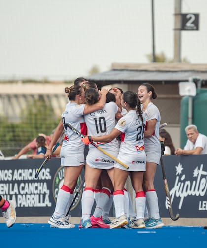 El festejo de las chicas de Banco Provincia