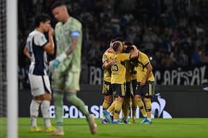Boca pasó un buen examen antes del debut en la Copa: venció a Talleres con gol de Bareiro y el pibe Aranda como figura
