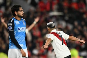 Con goles de Maxi Salas y Vera, River le gana a Blooming y saca el pasaje a los octavos de final