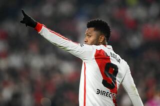 Con dos goles, el delantero llevó a River a la clasificación y al último invento de la FIFA