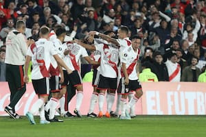 Seis goles, un expulsado y muchísimo fútbol: la remontada de River ante Sporting Cristal