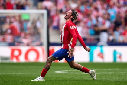 El festejo de Rodrigo de Paul, autor de un golazo ante Celta