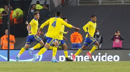 El festejo de Sebastián Villa en el tanto que le dio la victoria a Boca en el estadio Monumental