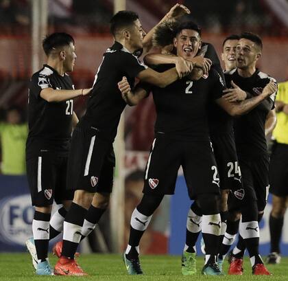 El festejo del gol de Franco, en un gran primer tiempo