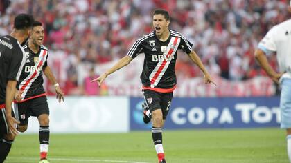 El festejo del gol decisivo de Nacho Fernández