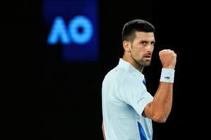 Djokovic avanza en Australia, igualó un récord de Federer y jura: "Soy un competidor feroz"