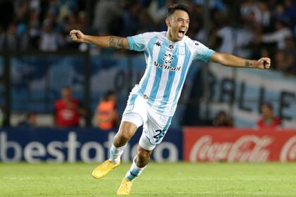 El festejo enloquecido de Nery Domínguez, después del gol de Marcelo Díaz