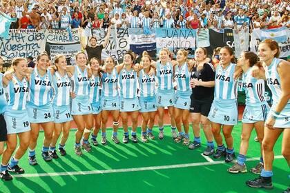 El festejo tras el bronce en el Mundial de Madrid 2006, un clásico