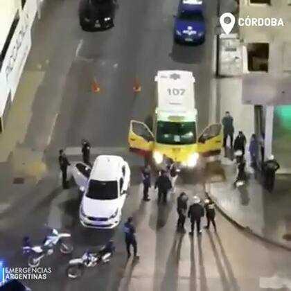 El Fiat Argo en el que fue baleado Valentino Blas Correas, retenido por policías en Córdoba