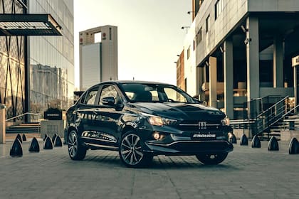 El Fiat Cronos tiene una capacidad de 48 litros