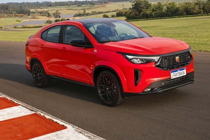 El Fiat Fastback Abarth Turbo tiene un precio de $49.700.000