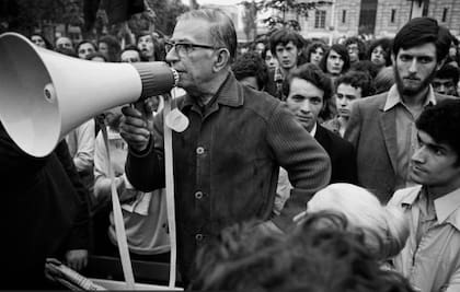 El filósofo en una manifestación contra el racismo.
