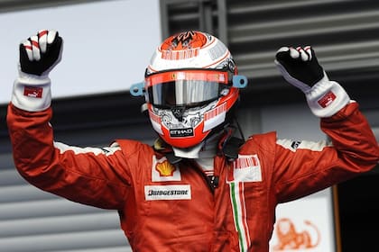 El finlandés Kimi Raikkonen consiguió el título de campeón del mundo en 2007