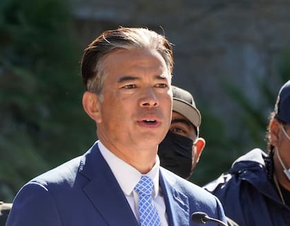 El fiscal general de California, Rob Bonta, consideró que al compartir los datos el gobierno federal "ha creado una cultura de miedo" para los beneficiarios del plan (AP Foto/Rich Pedroncelli, archivo)
