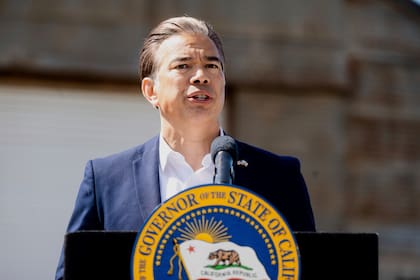 El fiscal general de California, Rob Bonta, anunció un acuerdo que asegura 4900 millones de dólares en fondos para las escuelas de California