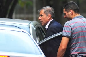 Declaran las jubiladas que le vendieron el departamento a Adorni y le financiaron el pago