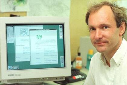 El físico Tim Berners-Lee inventó la World Wide Web en 1989, pero esa primera página desapareció y fue reconstruida tiempo después