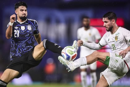 El 'Flaco' López, el único beneficiado por la lesión de Joaquín Panichelli; sería el tercer 9 de la selección