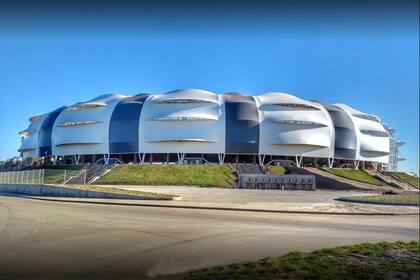 El flamante Estadio Único, de Santiago del Estero, está concluido según el gobierno provincial, que lo quiere ver recibir una definición por la Sudamericana.