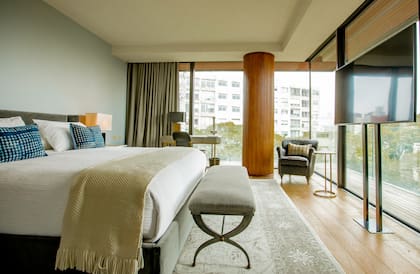 El flamante hotel Montevideo.