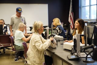 Cómo registrar un auto y qué documentos piden a los inmigrantes