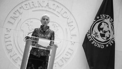 El FMI, presidido por Christine Lagarde, advirtió sobre los riesgos de caer en un círculo vicioso de crecimiento débil y proteccionismo.
