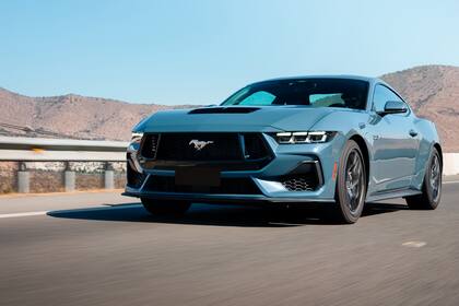 El Ford Mustang. También viene en su versión E-Tech
