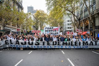 La marcha federal por la salud denunció un “vaciamiento” del sector y apuntó contra el Gobierno