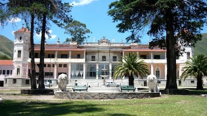 El frente del Eden Hotel hoy