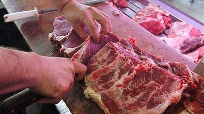 El frigorífico JBS vendió sus plantas a otra firma brasileña