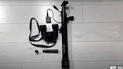 El FSB también filmó el telescopio y un par de binoculares encontrados en el apartamento de Kevin