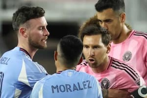 Tenso cruce de Messi contra un rival argentino: el Diez estalló en la goleada de Inter Miami