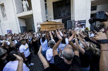 El funeral del capo escandalizó a Roma