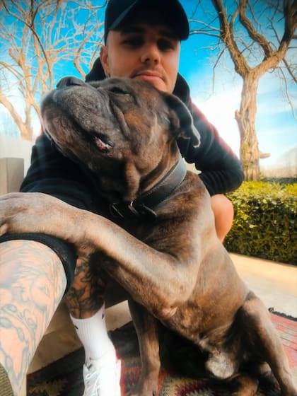 El futbolista publicó una foto con su perro Tano y sorprendió a todos (Foto: Instagram/@mauroicardi)