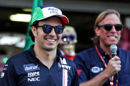 El futuro de Checo Pérez en la Fórmula 1 es incierto; de no mejorar su rendimiento en las últimas carreras de 2024, Red Bull podría buscarle un reemplazo para la temporada que viene