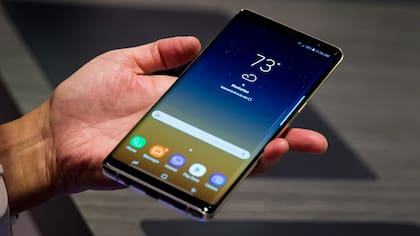 El Galaxy Note 8 tiene un aspecto muy similar al Galaxy S8, aunque con bordes más rectos