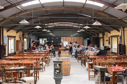 El galpón de esquila funciona como comedor