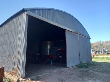 El galpón donde guardan los insumos para la siembra fue violentado por los delincuentes