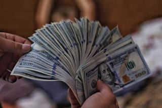 Fue al supermercado en California y ganó 32 millones de dólares: la tienda de la suerte que lo volvió rico