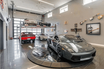 El garage y el baño, dos de los lugares donde la impronta "fierrera" de la casa se puede apreciar en su máximo esplendor