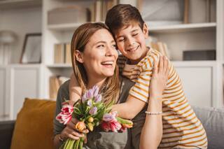 Cuáles son los regalos más populares en Estados Unidos para el Día de la Madre