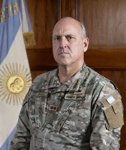 El general de brigada Pablo Plaza, que dirigió el área de Salud en el Ejército, será el nuevo presidente de OSFA