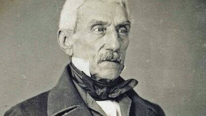 El general Don José de San Martín falleció el 17 de agosto de 1850, pero el feriado en su homenaje se trasladó al lunes 21
