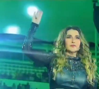 El pedido de auxilio de Alicia Villareal en el escenario - LA NACION