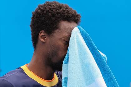 La decepción de Gael Monfils luego de ser derrotado por Emil Ruusuvuori